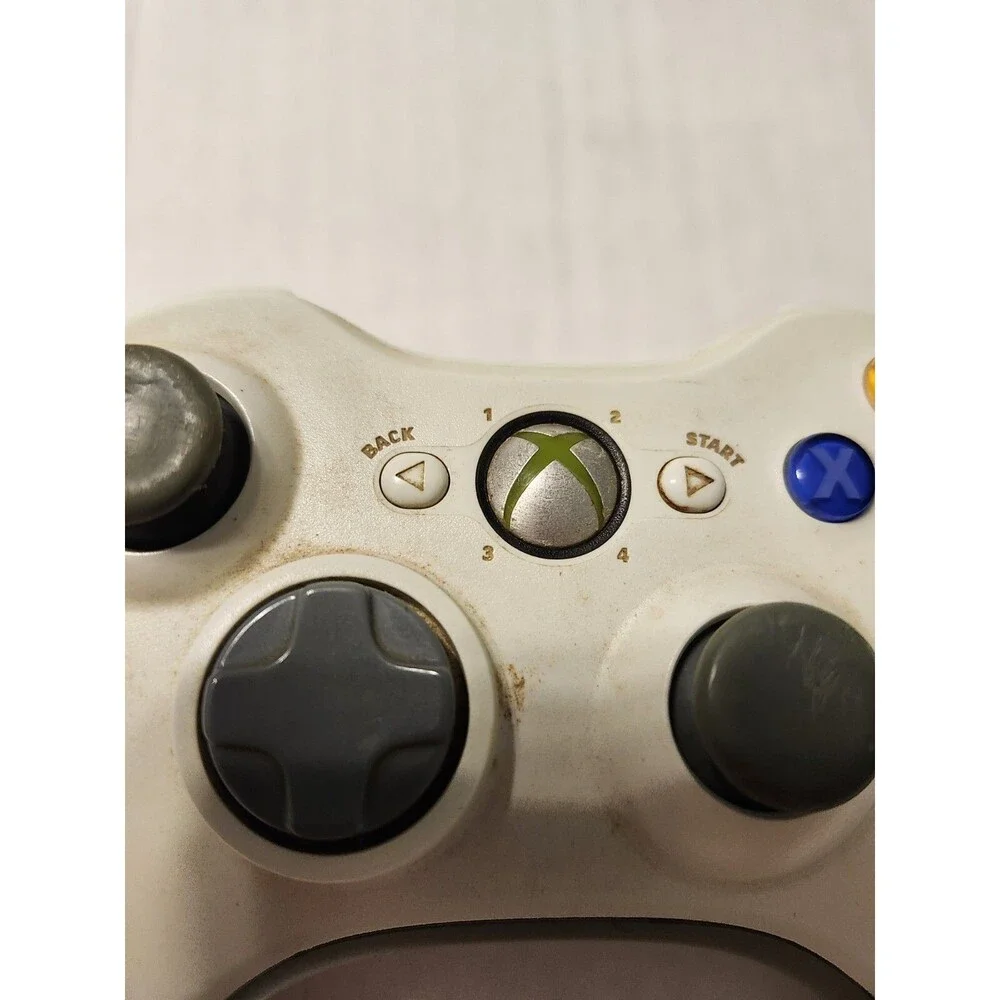 Microsoft B4F-00014 Xbox 360 Wireless Controller - White Untested No Back Cover